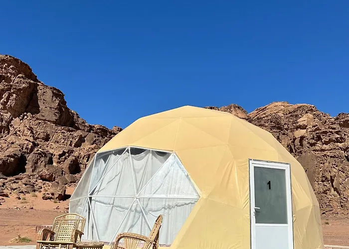 Rum Eva Luxury Camp